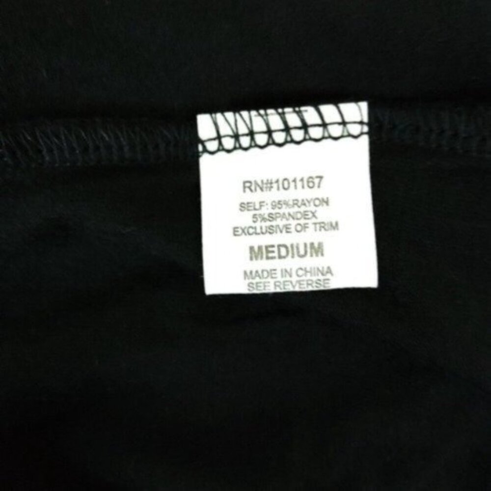Cha Cha Vente Crochet Trim Cold-shoulder Top In Black Size Medium - Picture 5 of 6